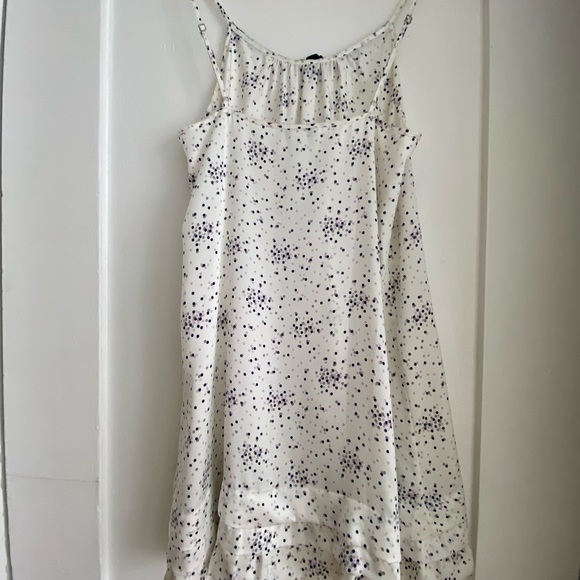 💥SOLD ON ANOTHER SITE!! POSHER CHEAP😋! NWOT VERA WANG 3 RUFFLE SATIN SLIP - Picture 2 of 7